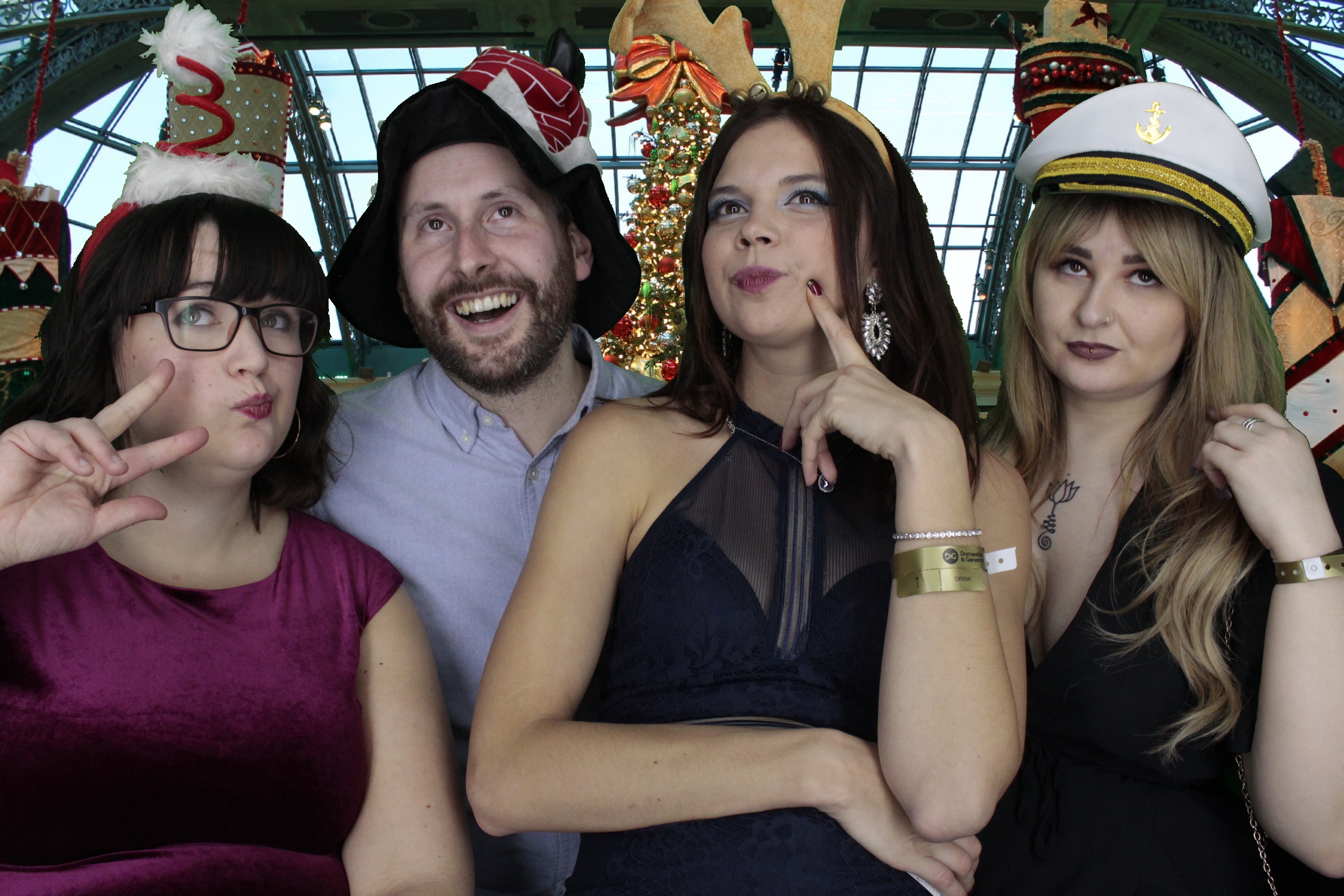 Domestic and General Christmas Party 2019 | View more photos from the event at gallery.myphotoboothexperience.co.uk/u/MyPhotoBoothExperienceLtd/Domestic-and-General-Christmas-Party-2019